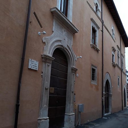 B&B Palazzo Cappa L'Aquila Exterior photo