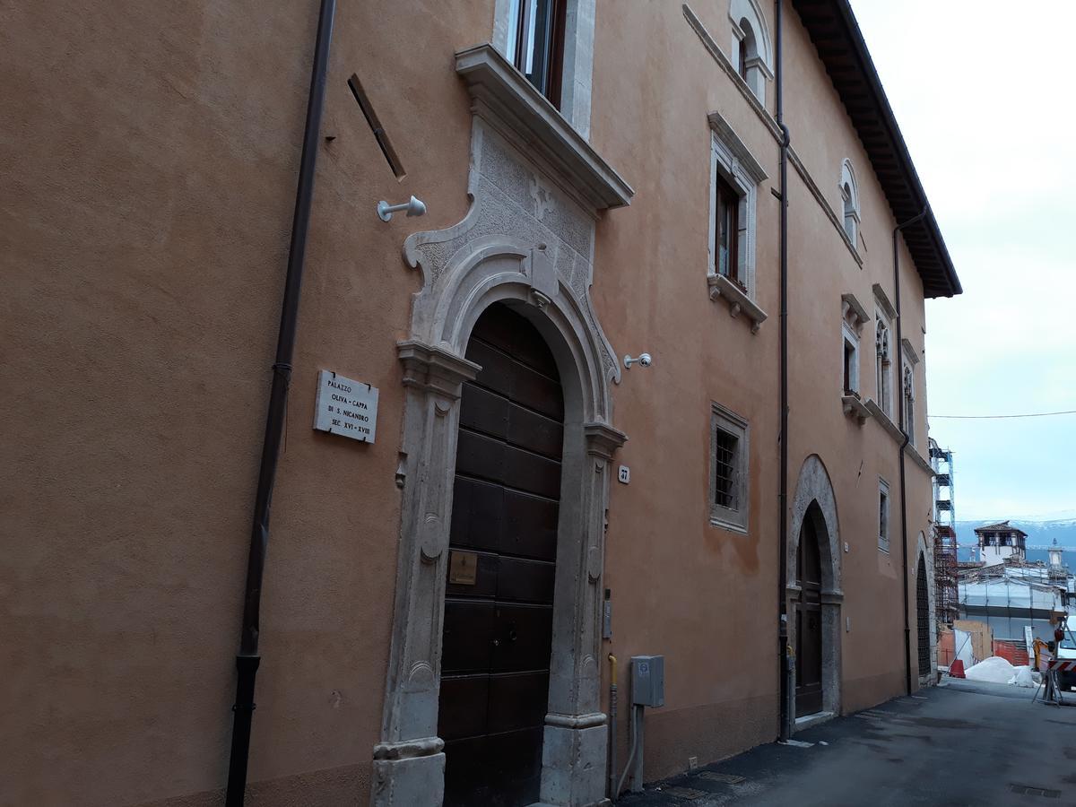 B&B Palazzo Cappa L'Aquila Exterior photo